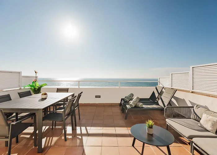 Sitges Group Beach Dreams