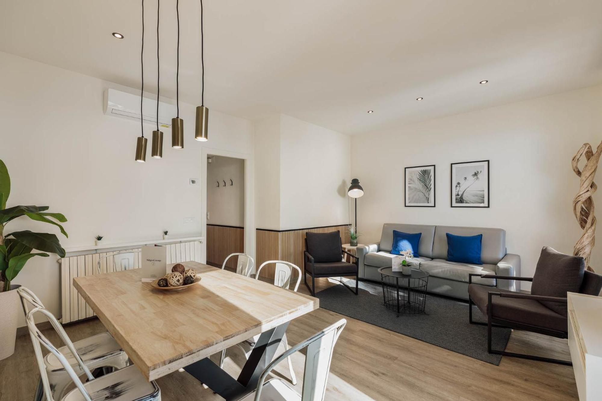 Group Dreams Apartment